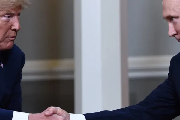 Putin pare să îl susțină pe Trump la alegerile din 2024. Semnele care arată afinitatea liderului de la Kremlin pentru fostul președinte SUA