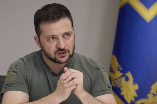 Italia îi promite lui Zelenski sprijin total. Preşedintele ucrainean a venit la Roma cu un avion al guvernului italian - FOTO