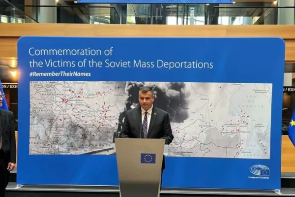 Eugen Tomac: „Parlamentul European a adus un omagiu tuturor victimelor regimului criminal stalinist deportate din teritoriile anexate la URSS”