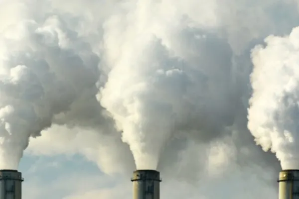 România scapă de un proces de infringement pe mediu deschis de Bruxelles - Anunț despre decizia Guvernului privind poluarea atmosferică
