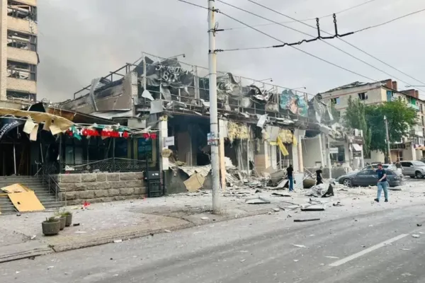 Un restaurant din orașul ucrainean Kramatorsk, ATACAT cu rachete: Cel puțin trei morți și peste 40 de răniți