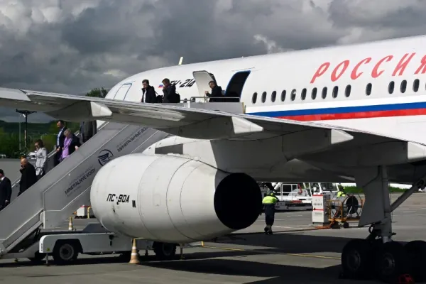 Rusia oprește exporturile de combustibil pentru aviație până spre finalul anului