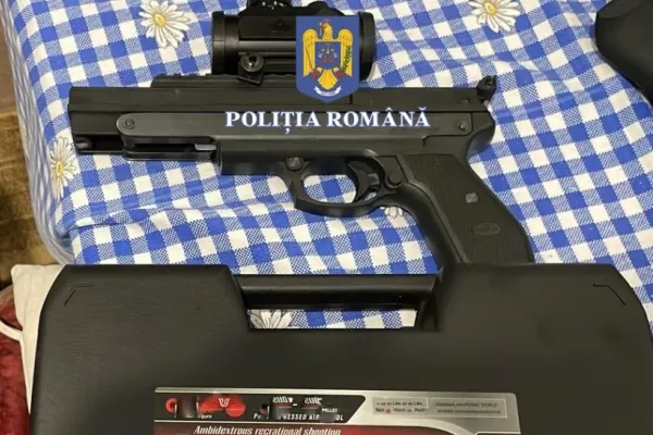 Trafic de arme în România - Polițiștii au descins simultan la 145 de comercianți ilegali - De unde aduceau armele