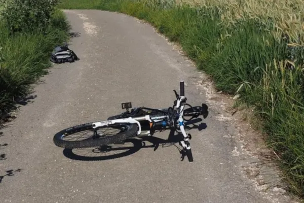 Șofer condamnat definitiv după ce a lovit un biciclist și l-a "despăgubit" cu o bere