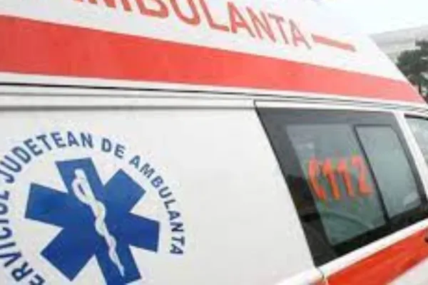 Pietoni spulberați de o autoutilitară, în Cluj! Unul dintre ei a decedat, iar un altul este grav rănit - Trafic blocat
