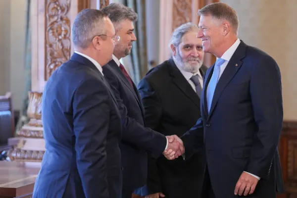Întâlnire Ciucă-Ciolacu-Kelemen, la guvern. UDMR decide dacă rămâne la guvernare, alături de PSD și PNL