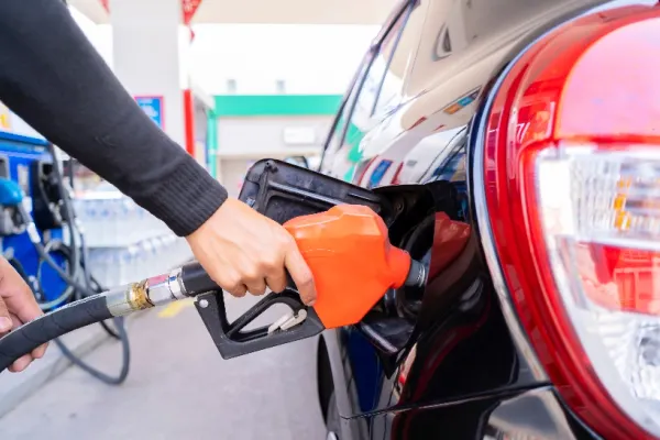 STUDIU. Prețurile la motorină au crescut cu 70% în ultimul an