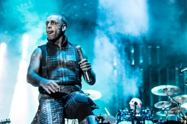Scandalul sexual care zguduie Germania. Trupa Rammstein, în pericol de destrămare. "S-ar putea să asistăm la ultimele concerte"