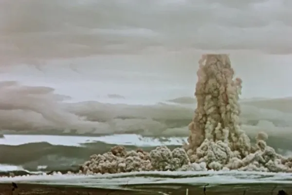 Fizicianul care a inventat bomba termonucleară sovietică s-a sinucis la Moscova