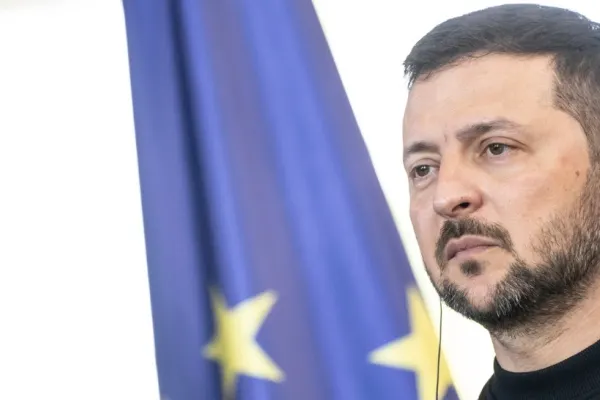 Zelenski a recunoscut: Aderarea Ucrainei la NATO este "imposibilă" până la încheierea războiului cu Rusia