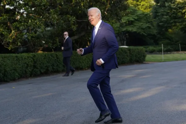 Joe Biden, o nouă gafă URIAȘĂ. L-a confundat pe Macron cu un președinte mort și a încurcat Franța cu Germania - VIDEO