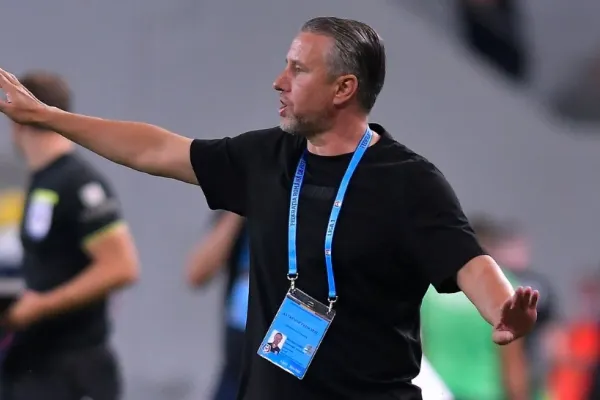 Laurenţiu Reghecampf, noul antrenor al echipei Universitatea Craiova