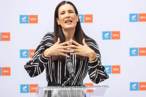 Înregistrări compromițătoare cu primărița REZIST. Cum își folosește Clotilde Armand puterea asupra angajaților. Bomba, detonată de ANCA ALEXANDRESCU- AUDIO