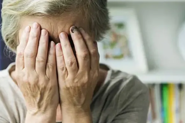 Bolojan îi lovește fără milă pe cei mai vulnerabili români. Șomerii, persoanele fără serviciu sau persecutații politic, puși să plătească CASS