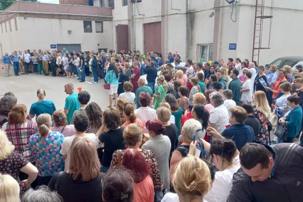 Sindicatele din Sănătate amenință cu GREVA GENERALĂ - Cadrele medicale spun că Guvernul în realitate nu a acordat nicio mărire salarială
