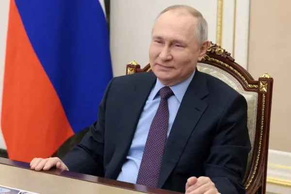 Trenul secret al lui Vladimir Putin. Vagoanele luxoase, dotate cu aparate anti-îmbătrânire