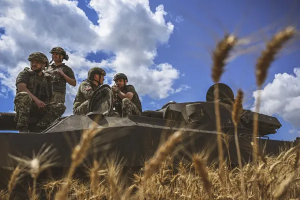 Război în Ucraina, ziua 501. Comandanții regimentului Azov s-au întors acasă. Reacții furibunde de la Kremlin
