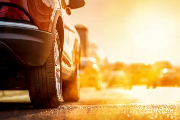 Canicula, un adevărat ucigaș pentru piesele mașinii. Ce să verifici, pentru a te feri de accidente în timpul cupolei de foc
