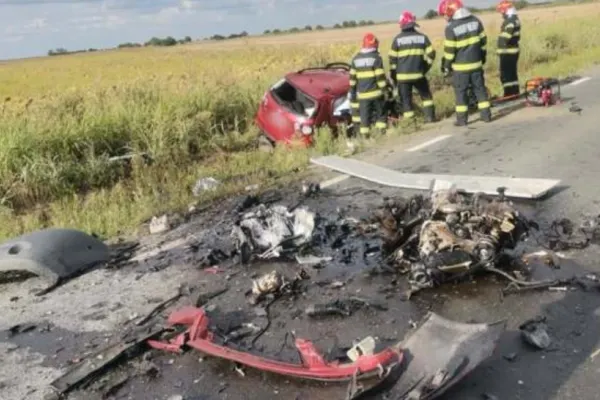 Accident teribil cu 8 victime: O camionetă și o mașină, ciocnire violentă pe Arad-Șiria - Bilanțul deceselor, în creștere: 3 morți