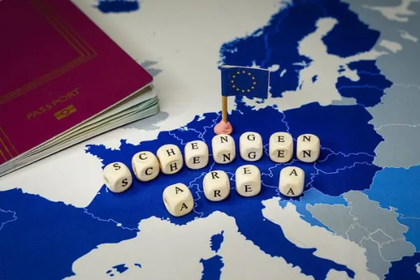Eugen Tomac critică dur refuzul "absurd și repetat obsesiv" al Austriei de a primi România în Schengen: Abordarea trebuie schimbată radical. Apel către Guvern