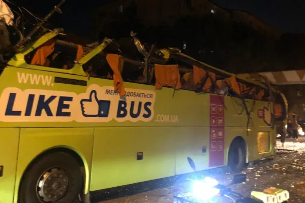 Accident grav în Năvodari: 15 VICTIME după ce un autocar cu 45 de ucraineni s-a lovit sub un pod - Mobilizare masivă
