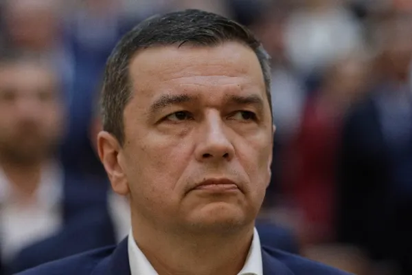 CULISELE STATULUI PARALEL. Anca Alexandrescu: „Îl felicit pe Grindeanu că a tăiat primele de Crăciun din minister. Cred că s-ar putea să-l invit și în emisiune”