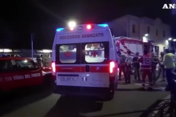 5 muncitori, spulberați de un tren de mare viteză, în Italia. Cutremurător, cum au fost descoperite trupurile acestora - Tragedie uriașă pe calea ferată! - VIDEO