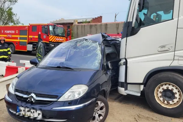 Accident teribil în județul Giurgiu: 3 copii si 2 adulți au a ajuns la spital - FOTO
