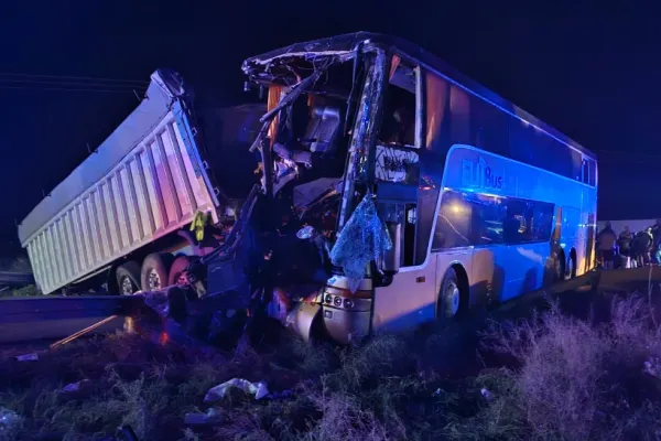 Accident cu 21 de VICTIME, la Brăila - Impact violent cu un autocar / A fost activat Planul Roșu de intervenție