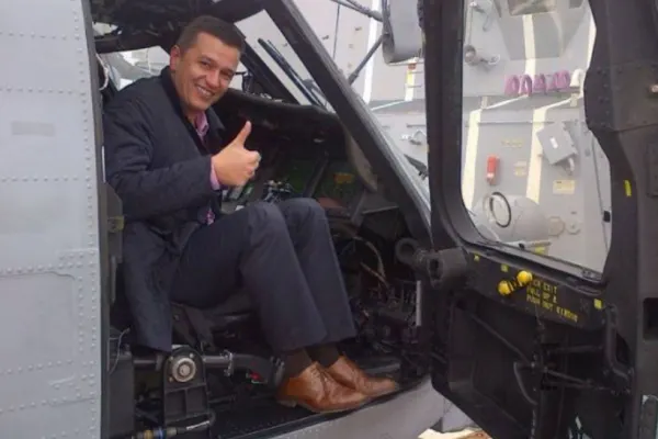 Anca Alexandrescu: „De ce s-a dus Grindeanu cu elicopterul SRI ca să inspecteze calea ferată?”