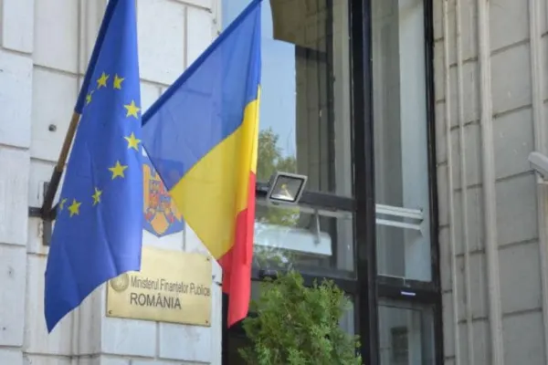 Noi proteste ale angajaților din Finanțe. Marți, grevă de avertisment în toată ţara - Reacția lui Marcel Boloș