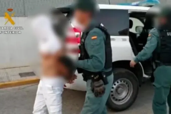 Polițiștii din Ibiza, șocați de inventivitatea unui român - Unde a putut să-și ascundă drogurile