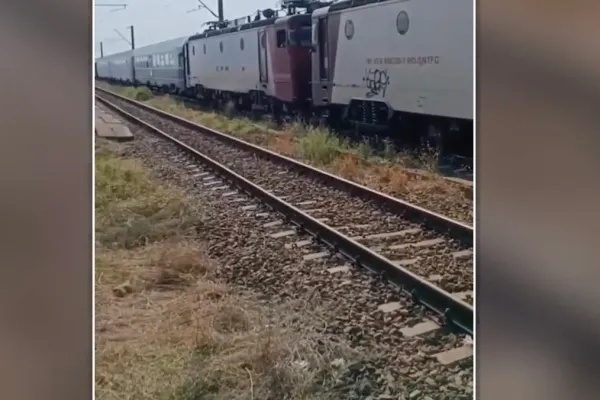 Tânăr de 23 de ani, accidentat mortal de un tren de persoane, în Bistrița