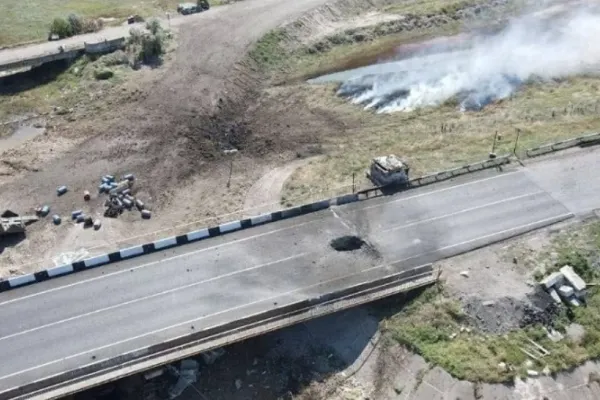 RIA: Ucrainenii au atacat podul Chonhar, care leagă Ucraina de Crimeea