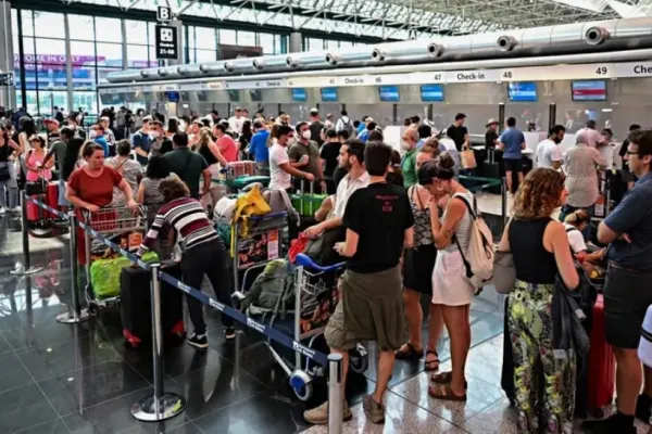 Alertă de călătorie în Italia - MAE, avertizare pentru români: Curse aeriene întârziate sau anulate pe 8 septembrie