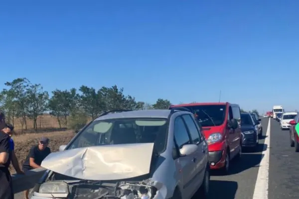Carambol pe Autostrada Soarelui: accident în lanț cu 5 mașini, la Cernica - Circulație bară la bară, trafic blocat spre Capitală