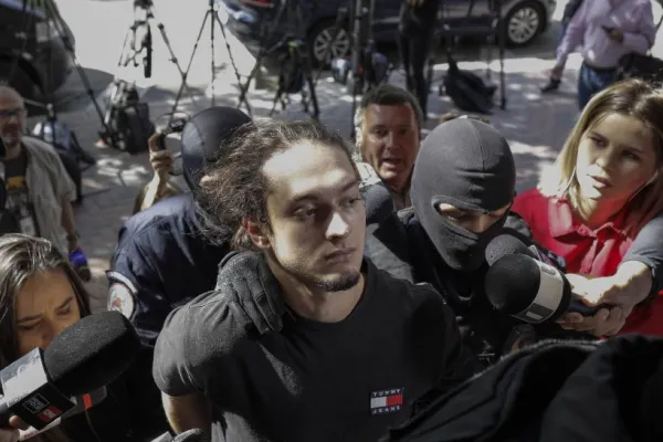 "Maru", presupusul dealer al șoferului drogat Vlad Pascu, reținut 24 de ore. Alți 2 suspecți, reținuți