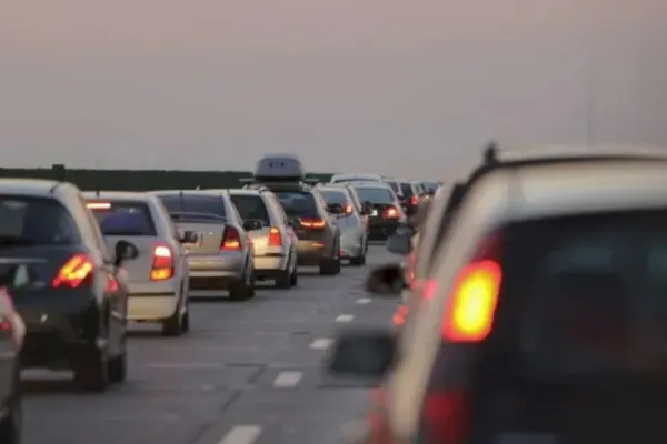 Accident violent pe Centura Capitalei: O persoană rănită în urma coliziunii a 2 mașini - Traficul este restricționat