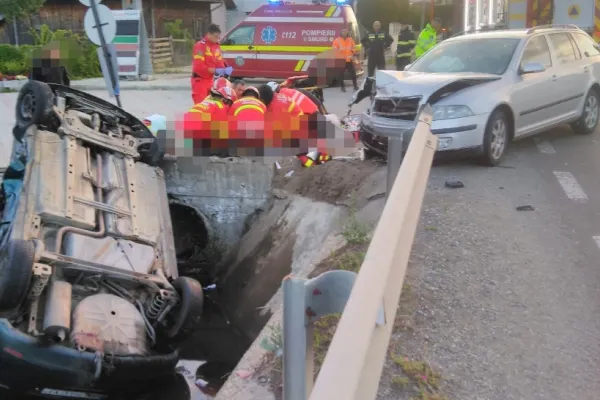Accident cu 7 victime, între care doi copii, în Bistrița-Năsăud. Impact violent între două mașini - FOTO