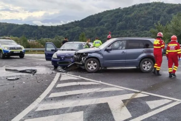 Accident cu 3 victime pe DN7, în județul Sibiu. 3 mașini s-au ciocnit violent - Este al doilea accident în doar câteva ore