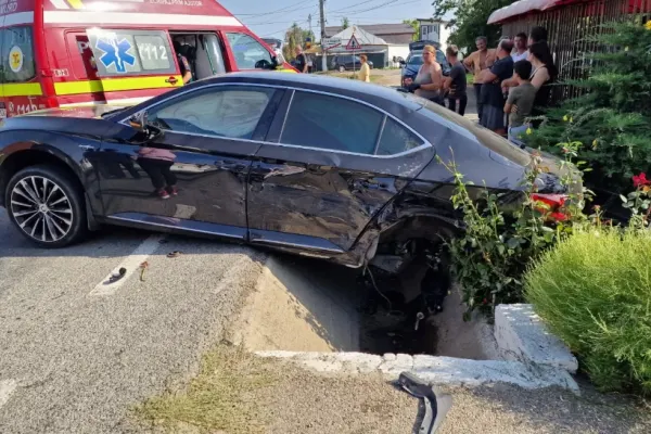 Accident grav pe DN2, între Vrancea și Buzău. Trafic blocat - FOTO