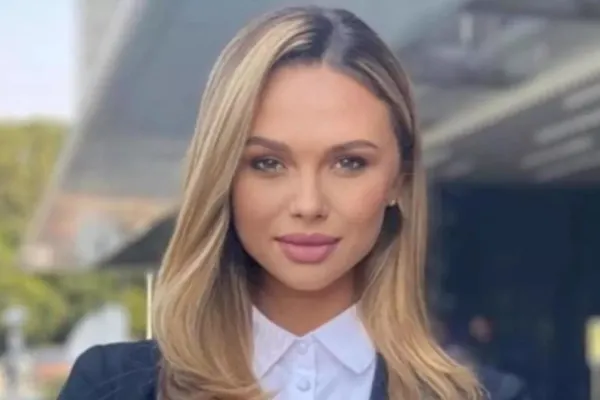 Ana Maria Păcuraru: Realitatea PLUS rămâne de neclintit! Nu am revenit pentru a prelua postul cuiva. Familia mea nu intră în politică