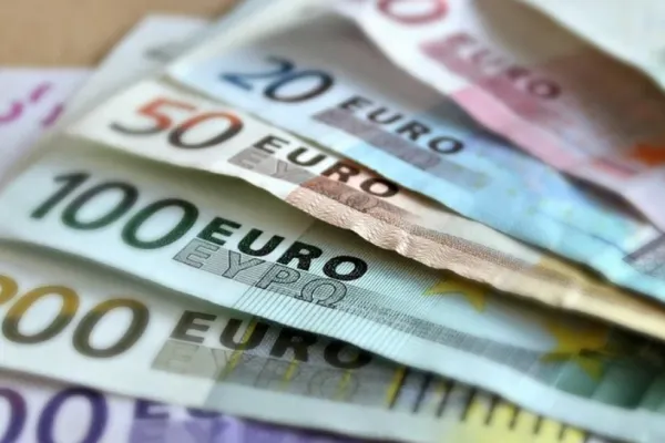 Metoda prin care Italia încearcă să acopere datoria externă uriașă