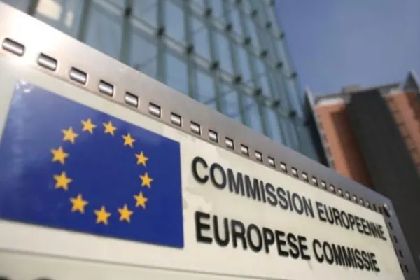 Comisia Europeană ne trage de urechi că nu aplicăm reduceri ale TVA la alimente și medicamente