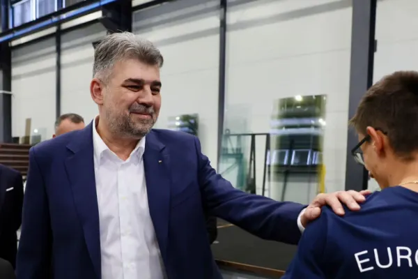 Ciolacu: Când îmi scrieţi, nu mă deranjează dacă în loc de 'Salut, Marcel' începeți cu 'Jos, Guvernul!'