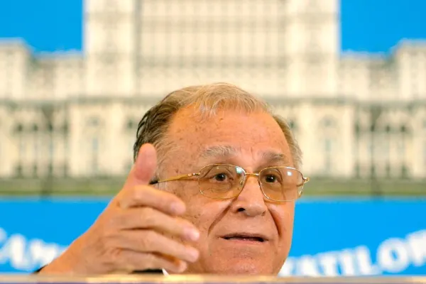 Noi informații despre starea de sănătate a lui Ion Iliescu, internat la ATI - anunțul medicilor