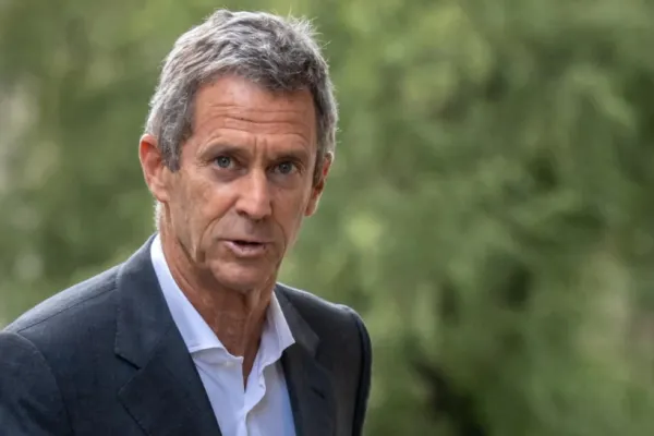 Beny Steinmetz, miliardarul care a spionat-o pe Kovesi, afaceri dubioase în Italia: în joc, o rafinărie deținută anterior de ruși