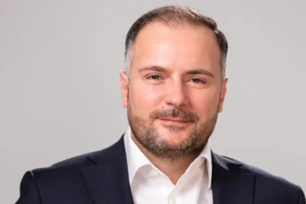 Prefectul Capitalei îi dă peste mână lui Nicușor Dan! Rareș Hopincă: Primarul general nu își poate extinde arbitrar atribuțiile peste primăriile de sector