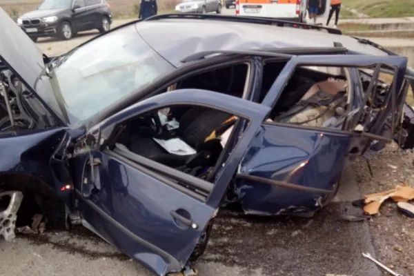 Accident grav pe DN1 în județul Cluj - Un bărbat rănit, în stare critică, a fost preluat de elicopterul SMURD