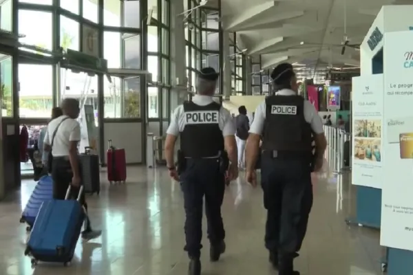 Franța a ridicat nivelul de alertă teroristă, după atacul de la Moscova - atenționare MAE